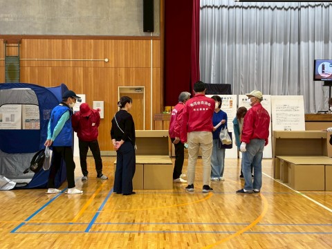 19691C5F-D2AB-4F41-B2FC-23E77B5C939E-21