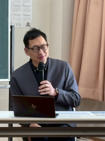 847E24EC-EA0C-4861-8DA1-0599D6DCB6F8-9