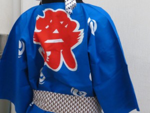 IMG_はっぴ後姿